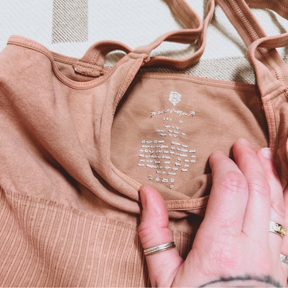 ❌SOLD❌Free People movement good karma crop nude pink sports bra top XS / S - Picture 5 of 6